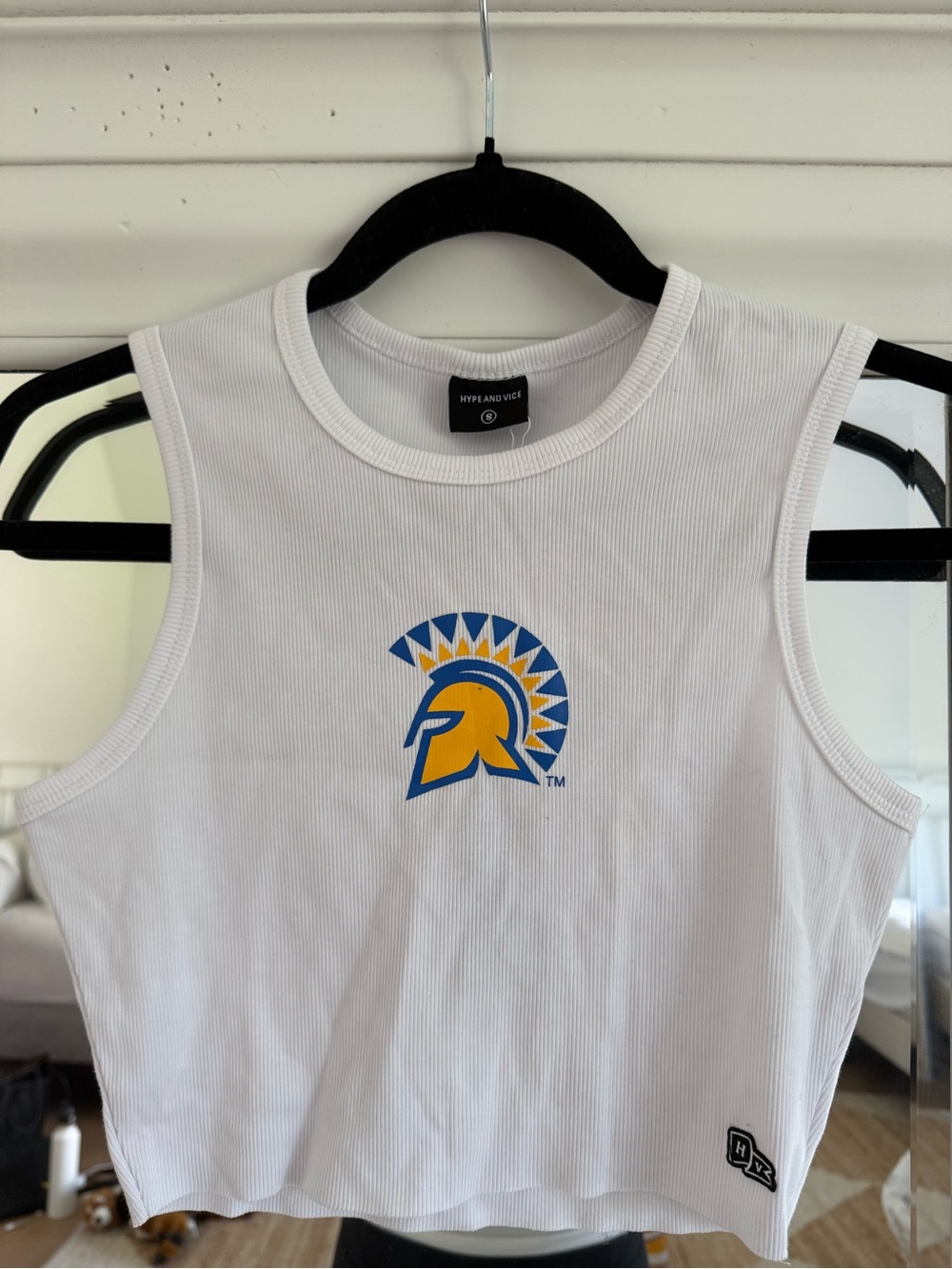 White Ribbed Spartan Logo Crop Tank Top - HYPE AND VICE